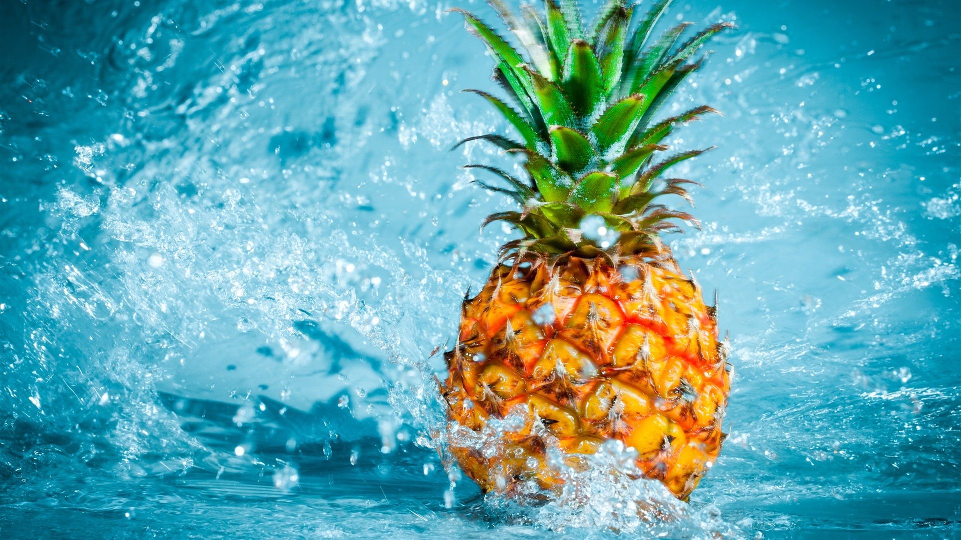 Ananas con schizzi d'acqua, 1920x1080 1080p, Laptop