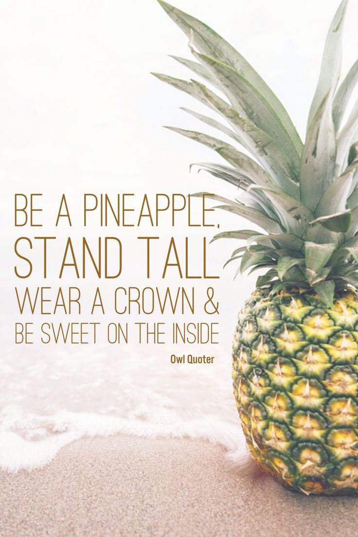 Ananas sulla spiaggia con citazione, 736x1103 Verticale, Mobile