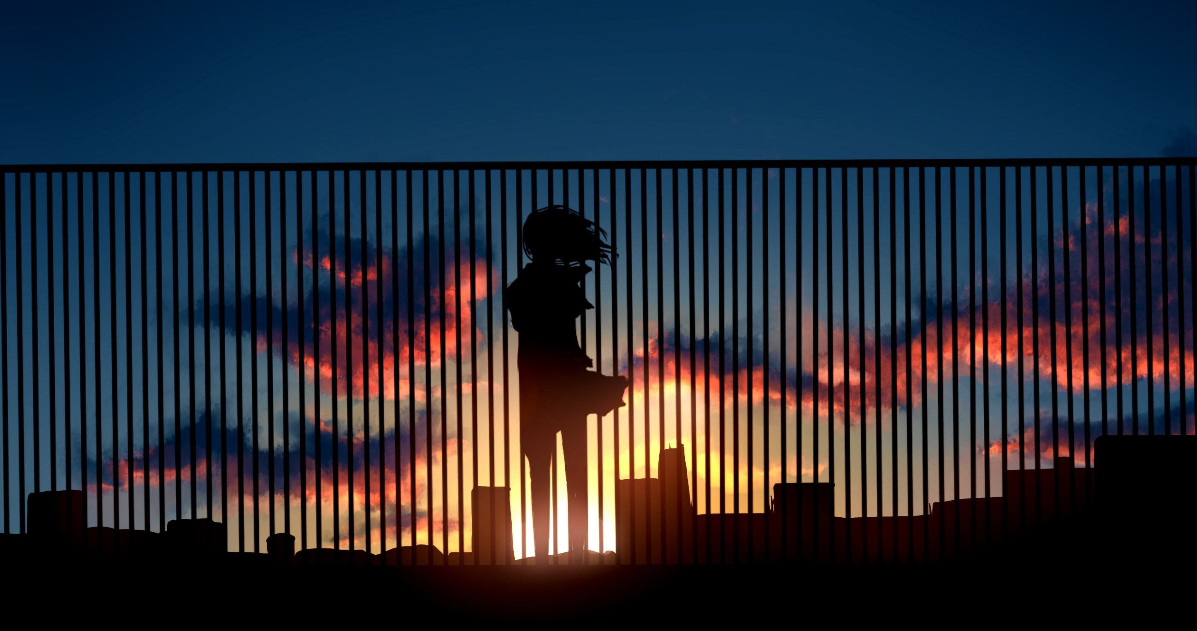 Silhouette solitaria dietro recinzione, 4096x2160 Ultra HD, 4K TV