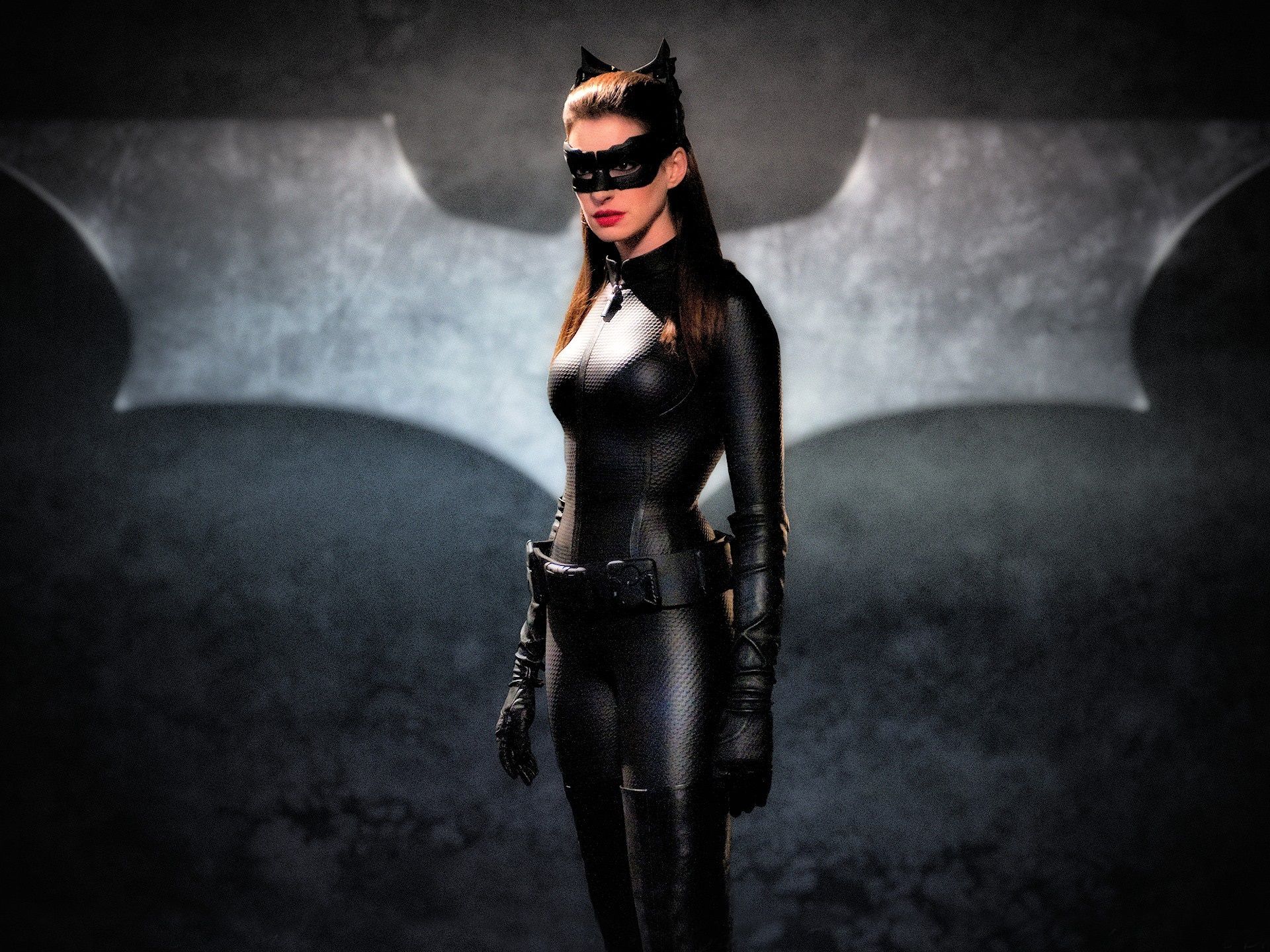 Catwoman in pelle sotto pioggia, 1920x1080 1080p, PC Desktop