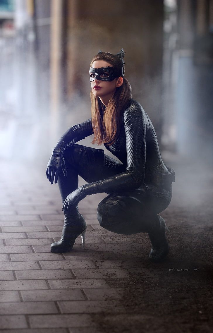 Catwoman in tuta pelle, 728x1138 Full HD Verticale, iPhone