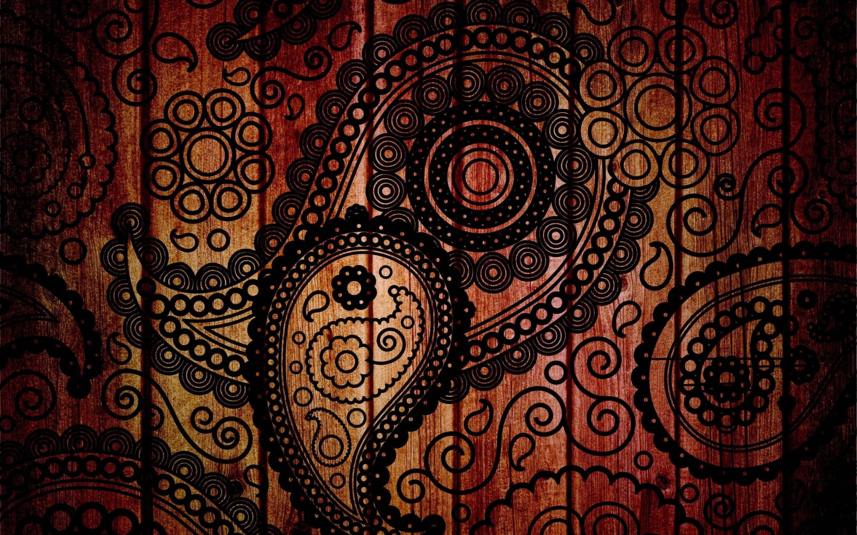 Motivo paisley su legno, 2880x1800 2K, PC