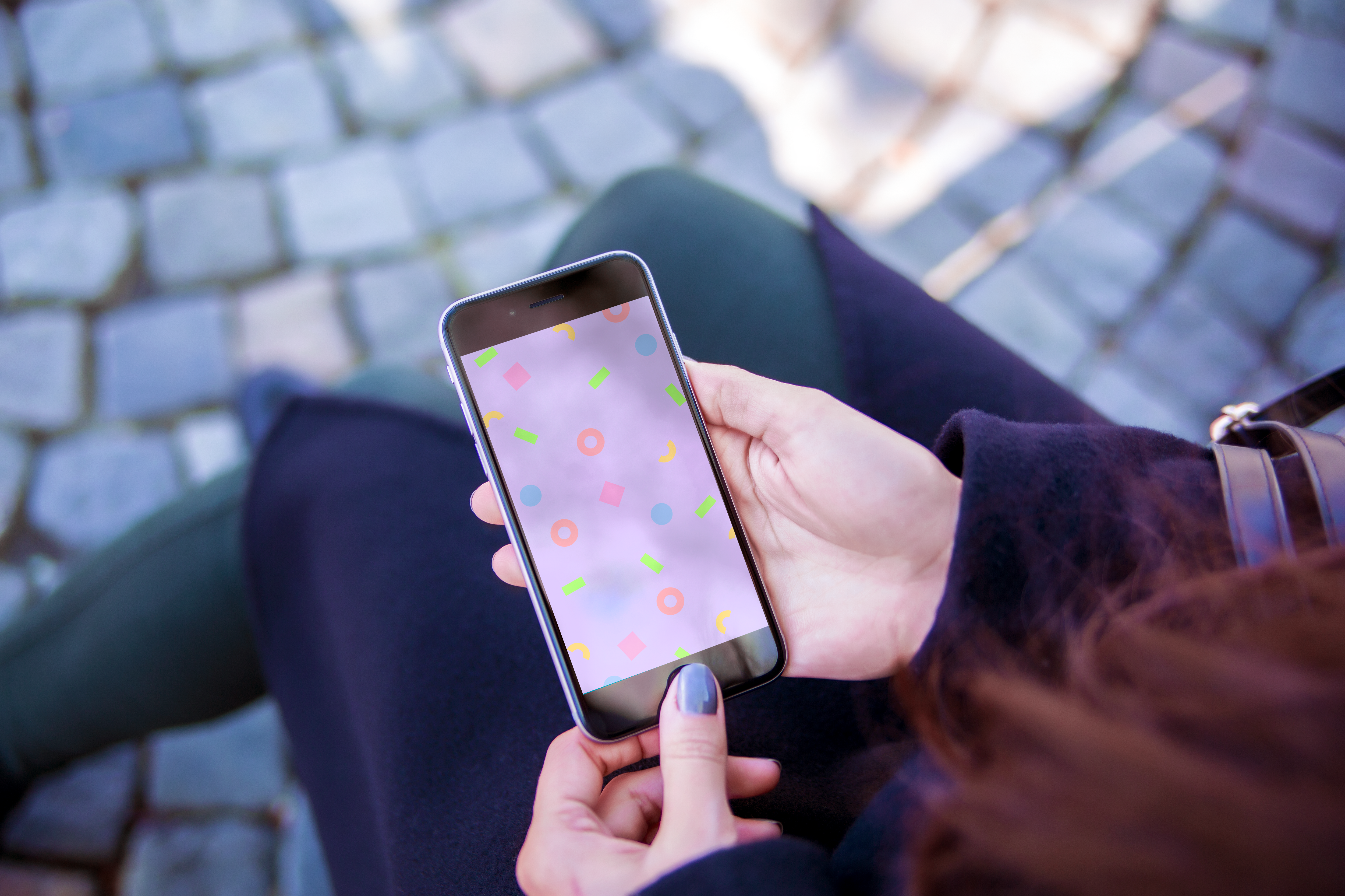 Smartphone con pattern pastello anni 90, 5760x3840 UHD, PC 4K
