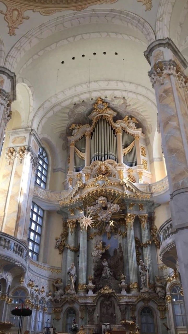 Interno chiesa barocca dorata, 720x1280 Verticale, POCO
