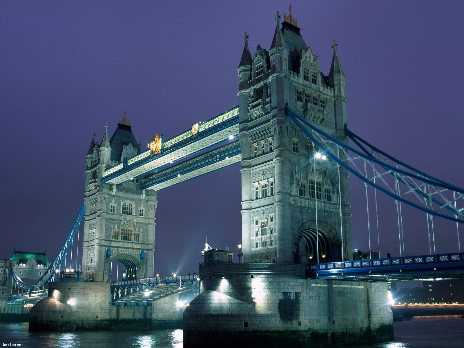 Tower Bridge Londra notte, 1600x1200 HD Ready, Notebook Gaming