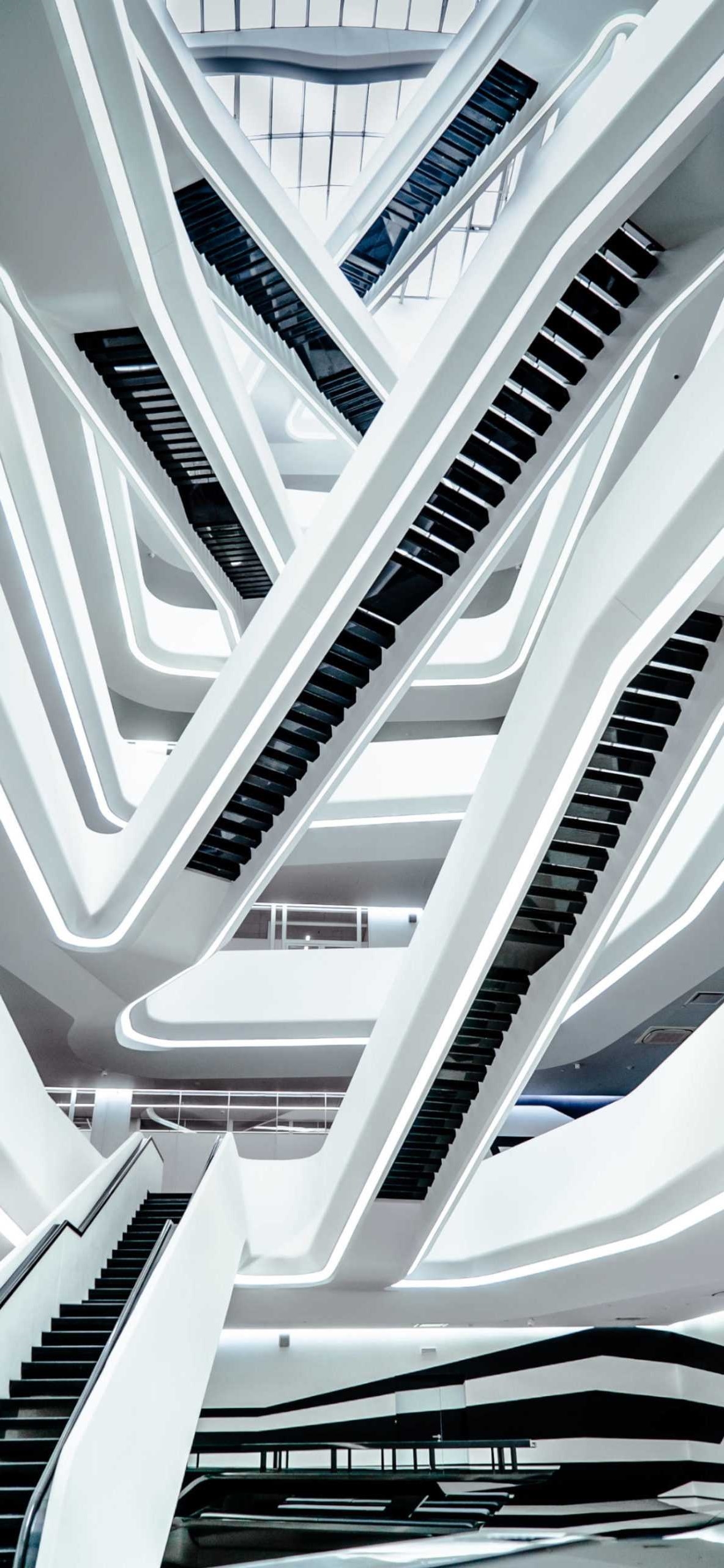Scale bianche architettura moderna, 1183x2560 Verticale, Telefono