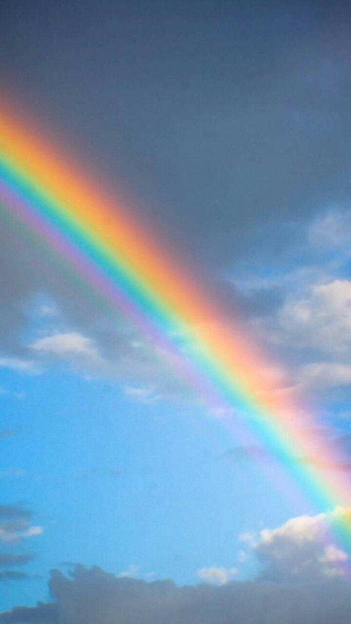 Arcobaleno nel cielo nuvoloso, 720x1280 Full HD Verticale, iPhone Pro Max