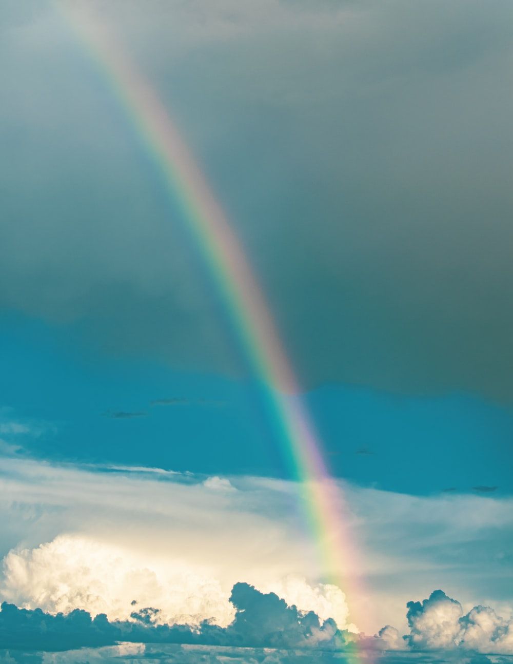 Arcobaleno tra nuvole cielo, 1000x1294 Full HD Verticale, iPhone