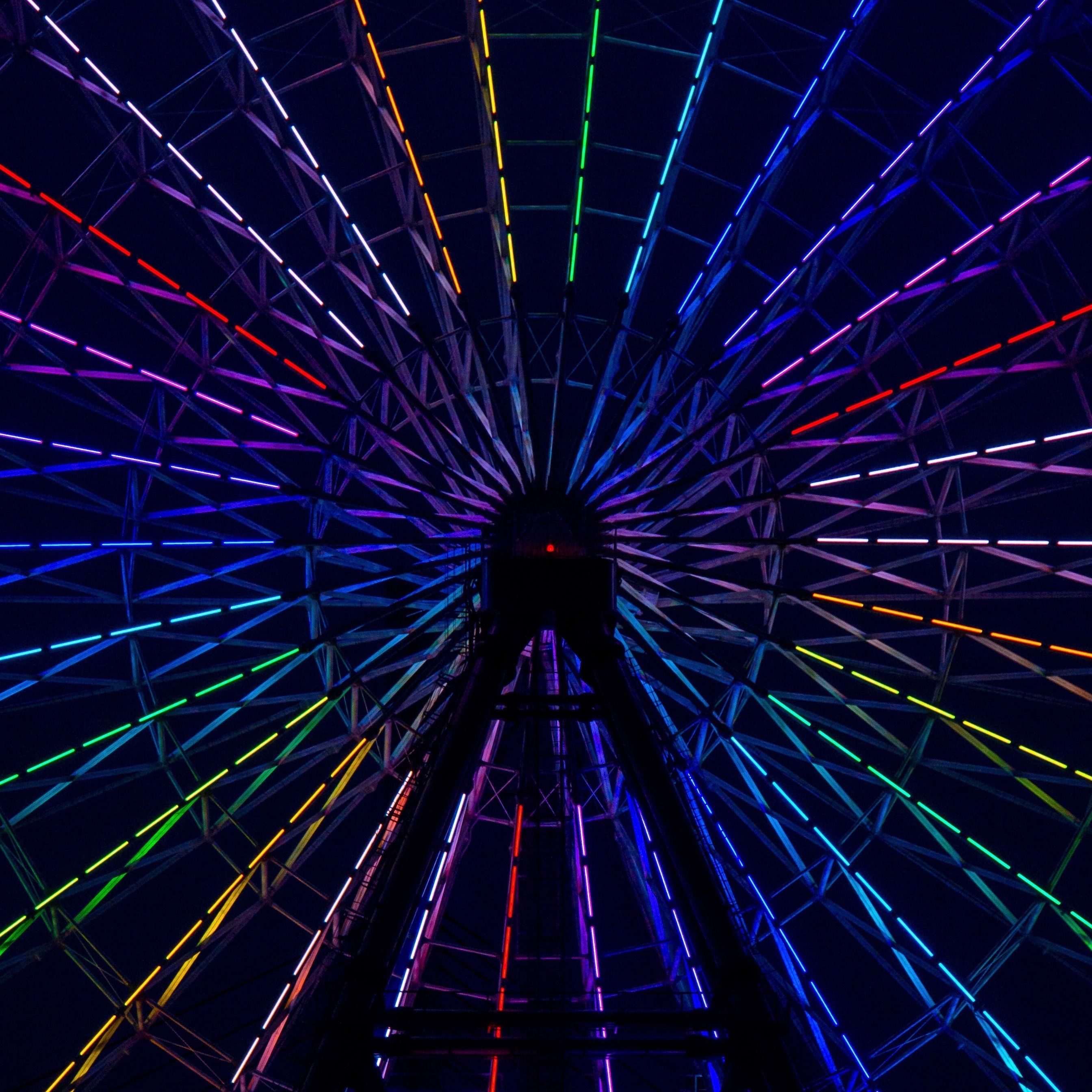 Ruota panoramica luci arcobaleno notte, 2688x2688 2K+, PC