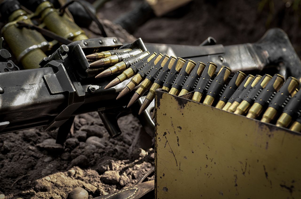 Mitragliatrice MG-42 con nastro proiettili, 1280x847 HD, Desktop
