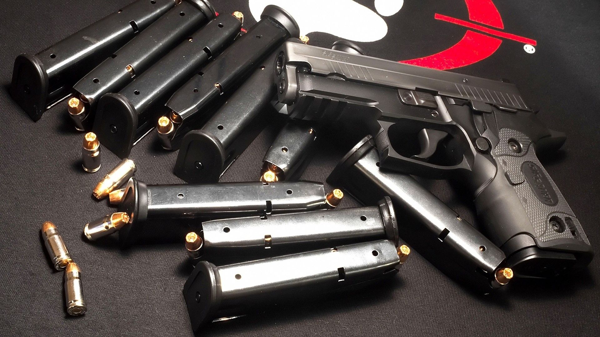 pistola nera con caricatori, 1920x1080 1080p, Laptop