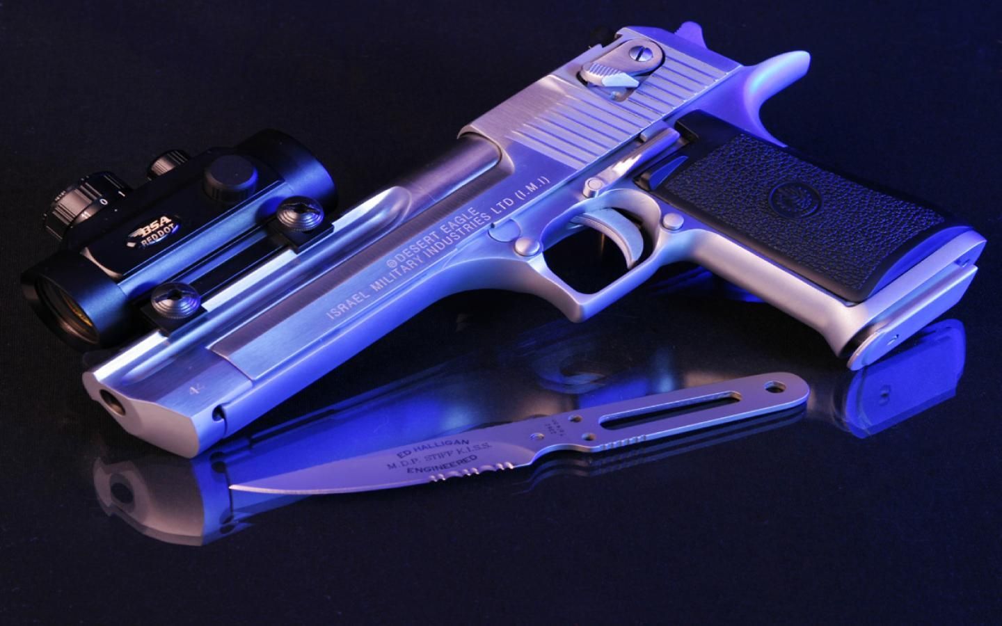 Pistola Desert Eagle e coltello, 1440x900 720p, MacBook Air