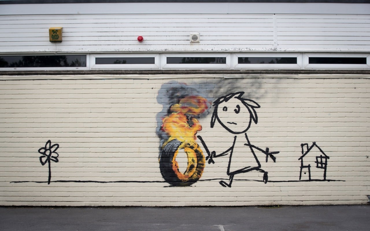 Murale Banksy bambino pneumatico, 1280x800 720p, PC