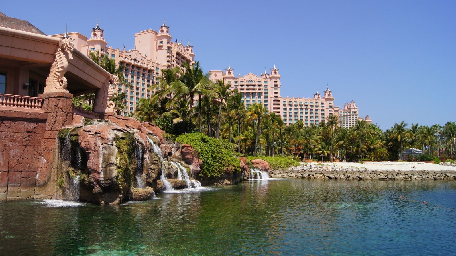 Atlantis Paradise Island Bahamas, 1600x900 HD, Desktop