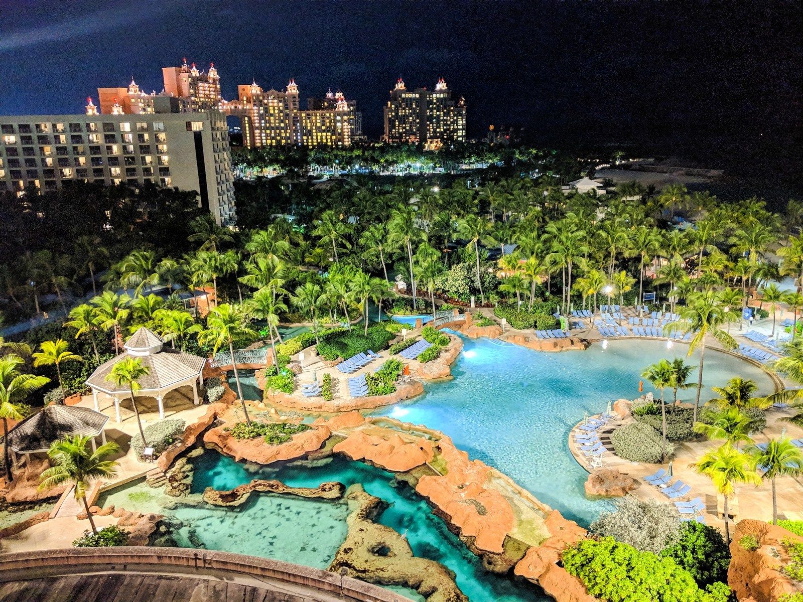 Atlantis Bahamas resort notturno, 1600x1200 900p, Laptop