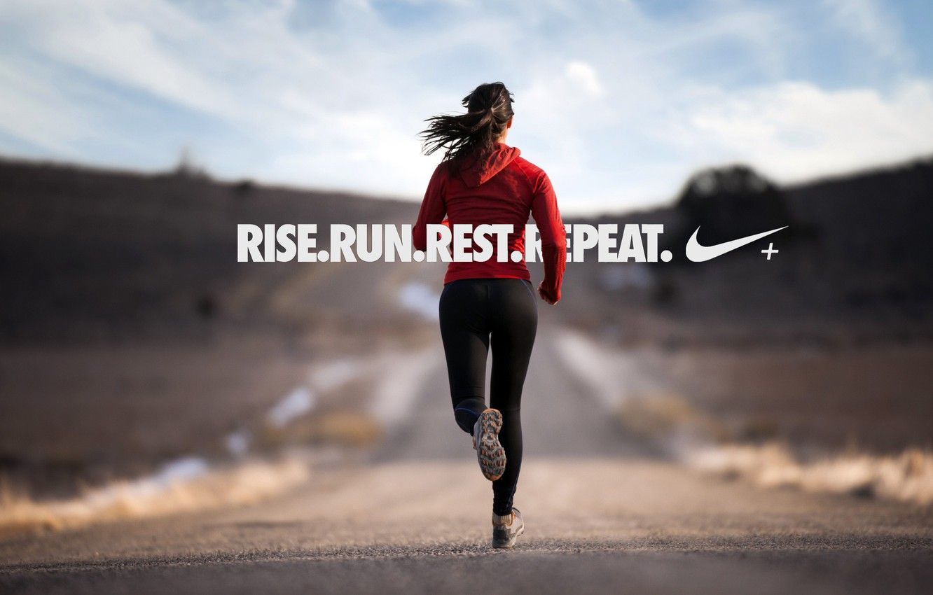 Donna che corre, logo Nike, swoosh, 1332x850 720p, Laptop
