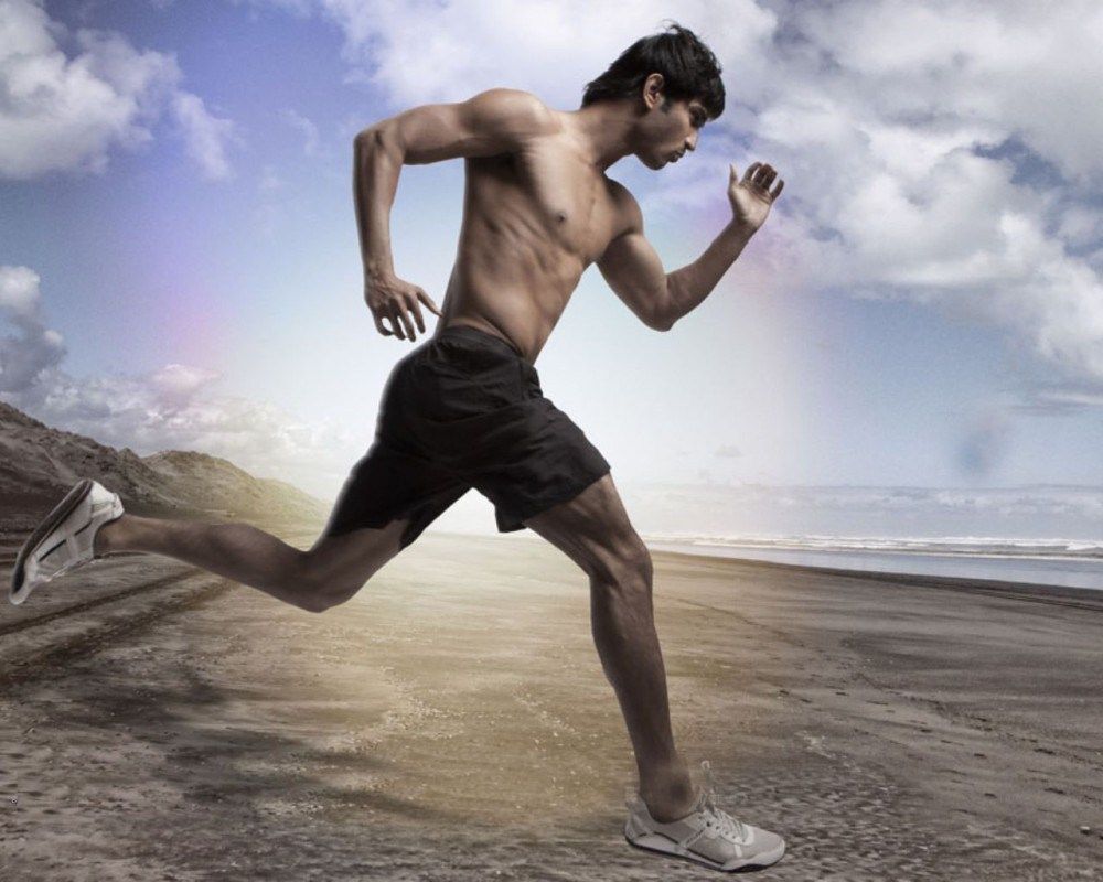 Uomo che corre in spiaggia, 1000x800 HD, Desktop