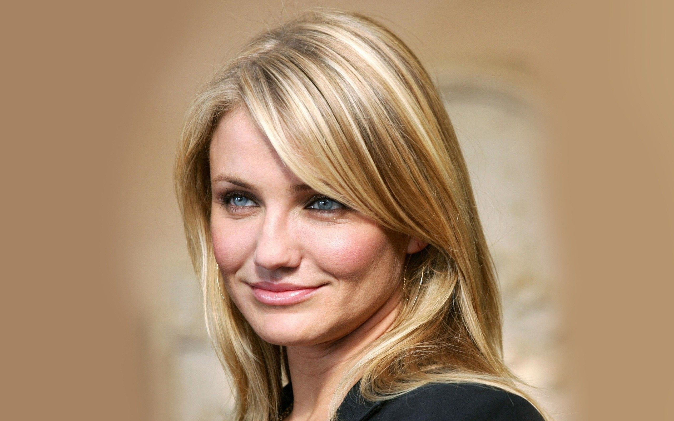 Cameron Diaz ritratto sorridente, 2560x1600 2K+, PC