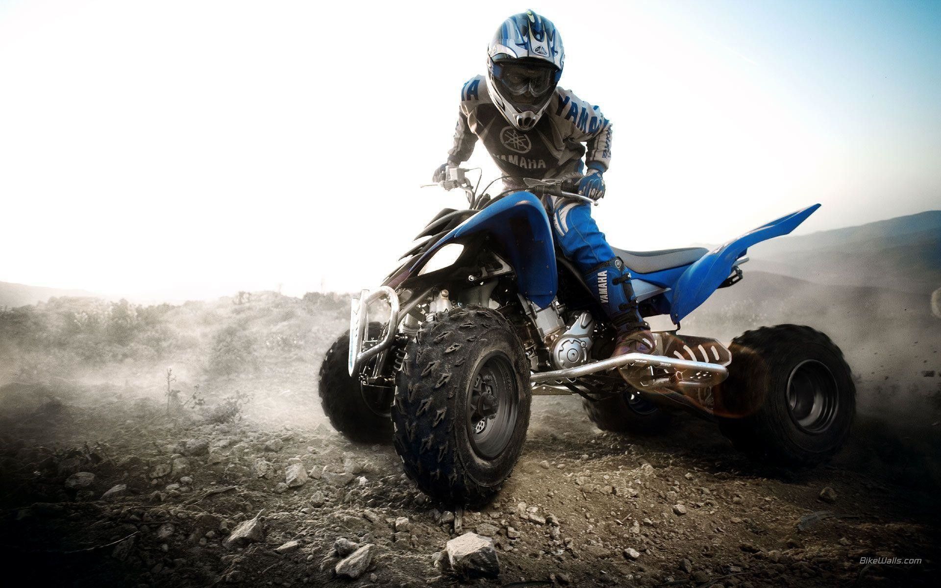 Quad ATV blu su sterrato, 1920x1200 WUXGA, PC