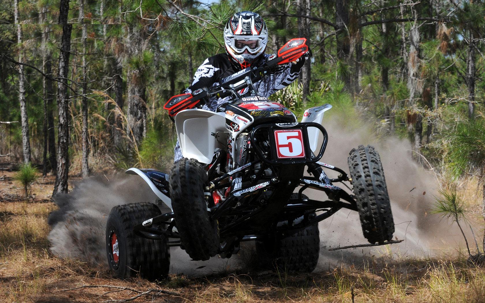 Quad ATV nel bosco, 1680x1050 HD, Desktop