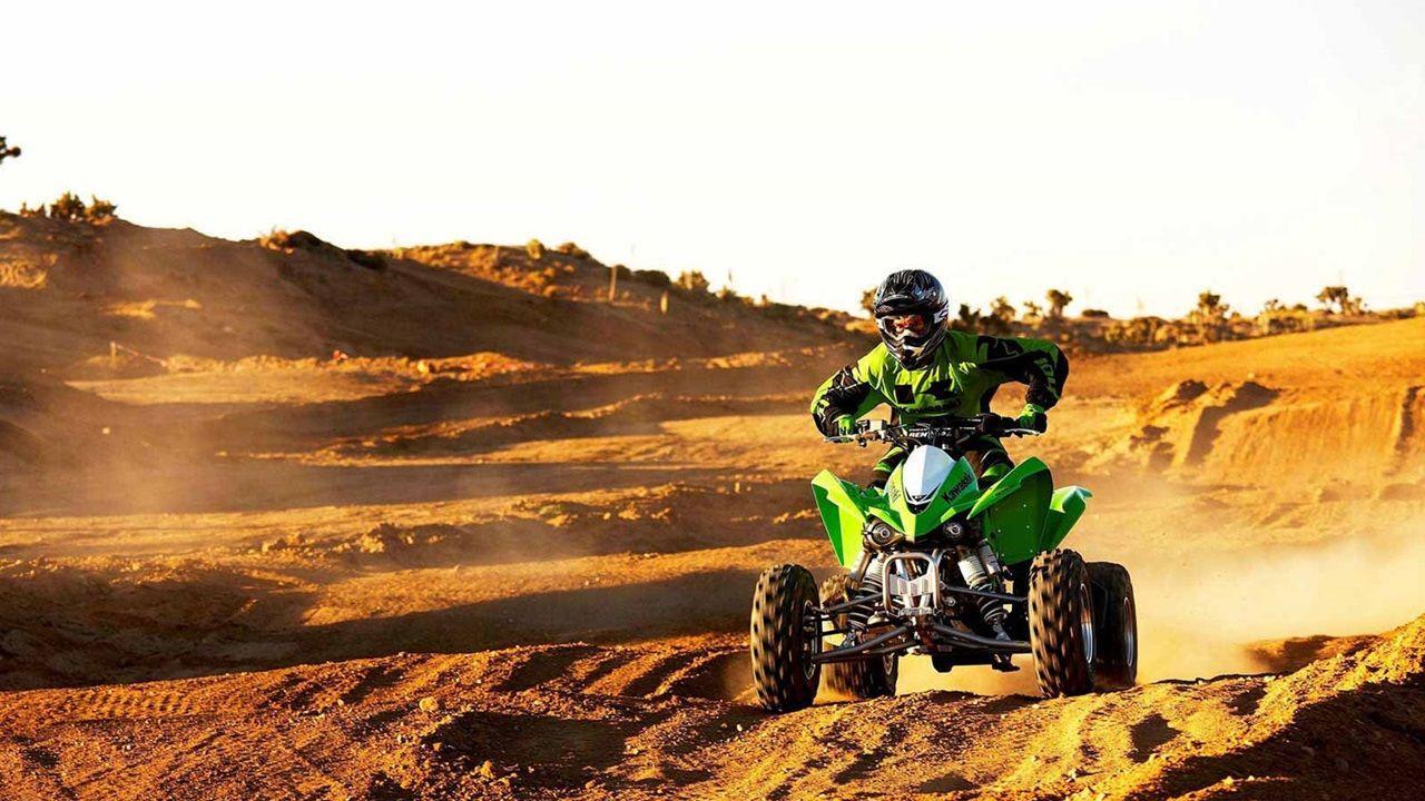 Quad ATV verde nel deserto, 1280x720 HD, Desktop