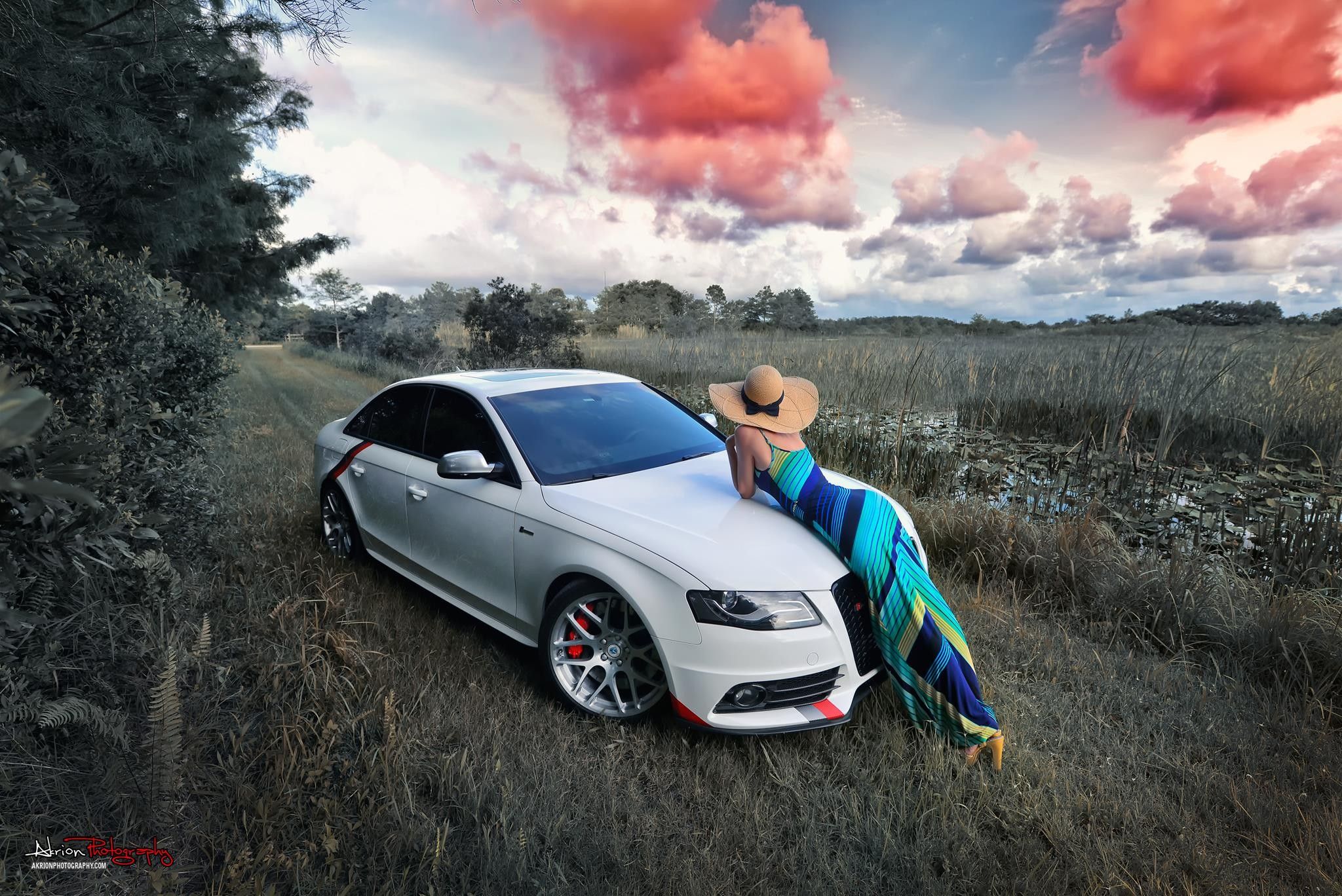 Audi bianca ragazza campo, 2048x1368 Hi-Res, Desktop