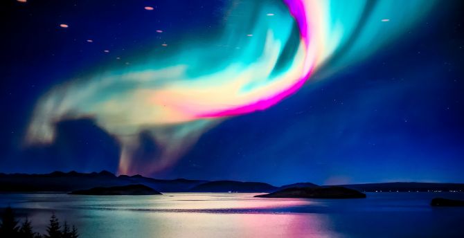 Aurora boreale sopra lago notturno, 670x344 HD, PC Desktop