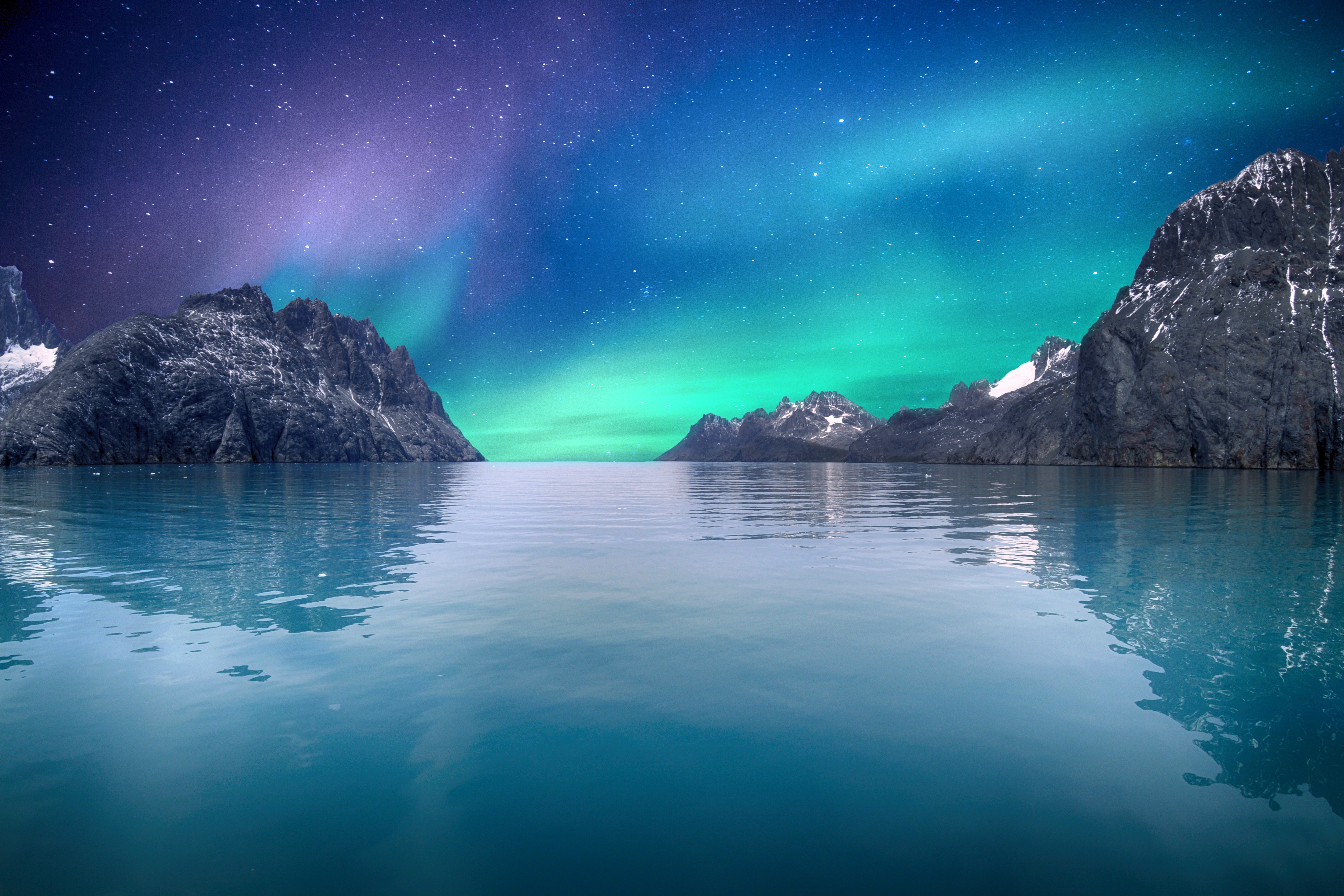 Aurora boreale su mare montagne, 7087x4724 4K, Desktop 4K