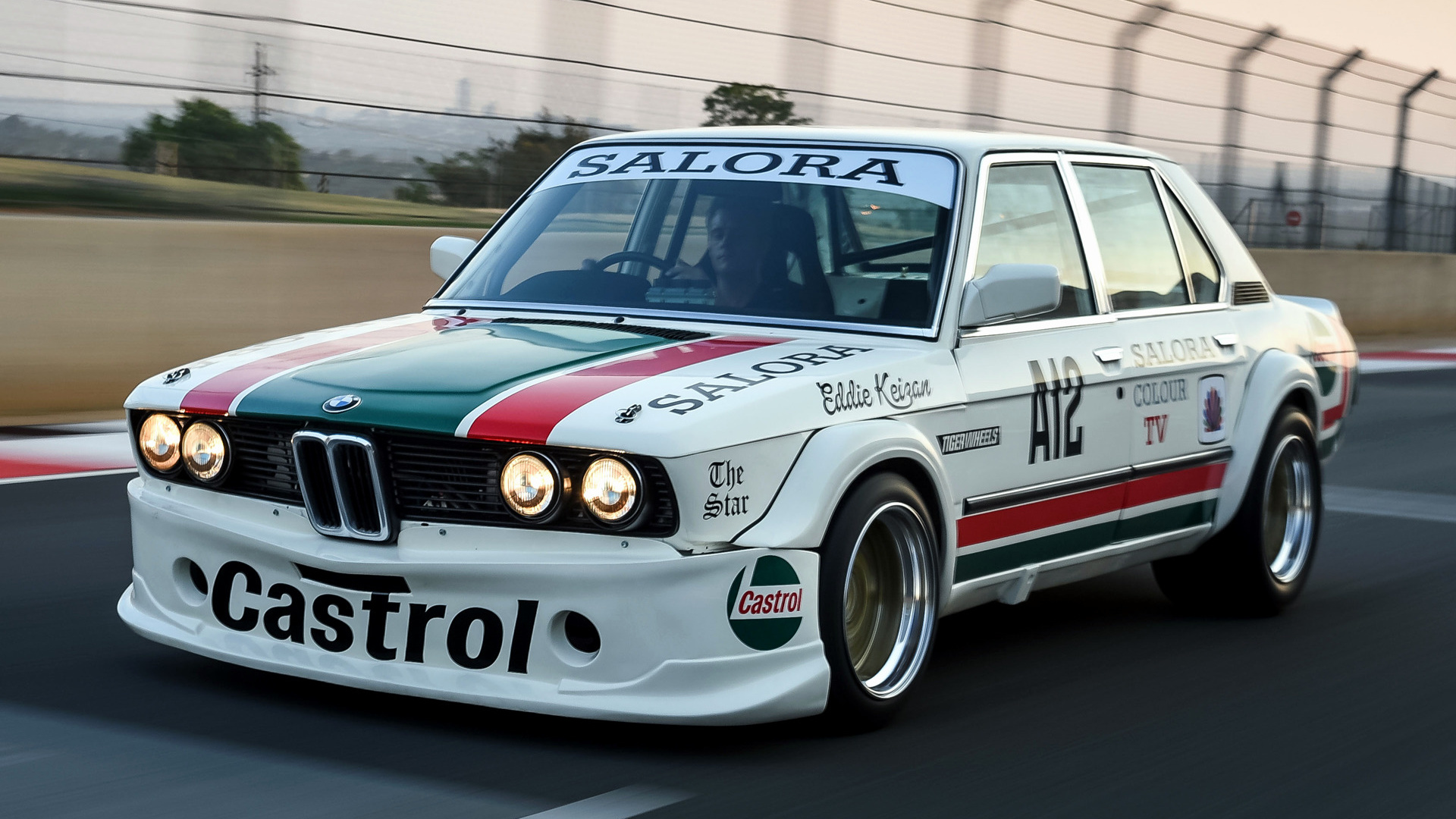 BMW serie 5 auto da corsa, 1920x1080 1080p, Desktop