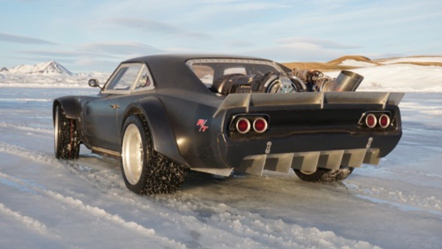 Dodge Charger nero nella neve, 1818x1024 900p, PC Desktop