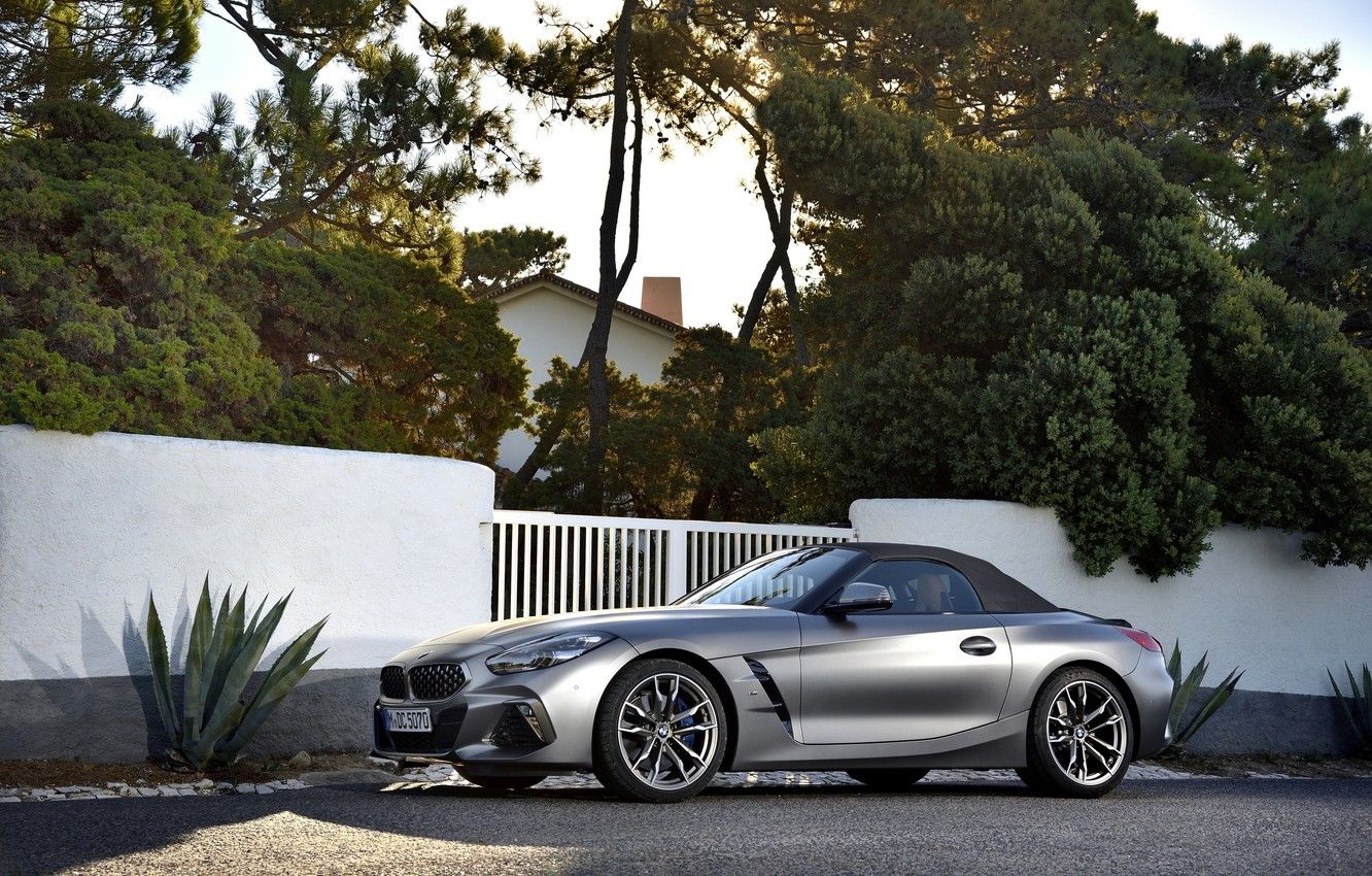 BMW Z4 argento roadster, 1332x850 HD, Desktop