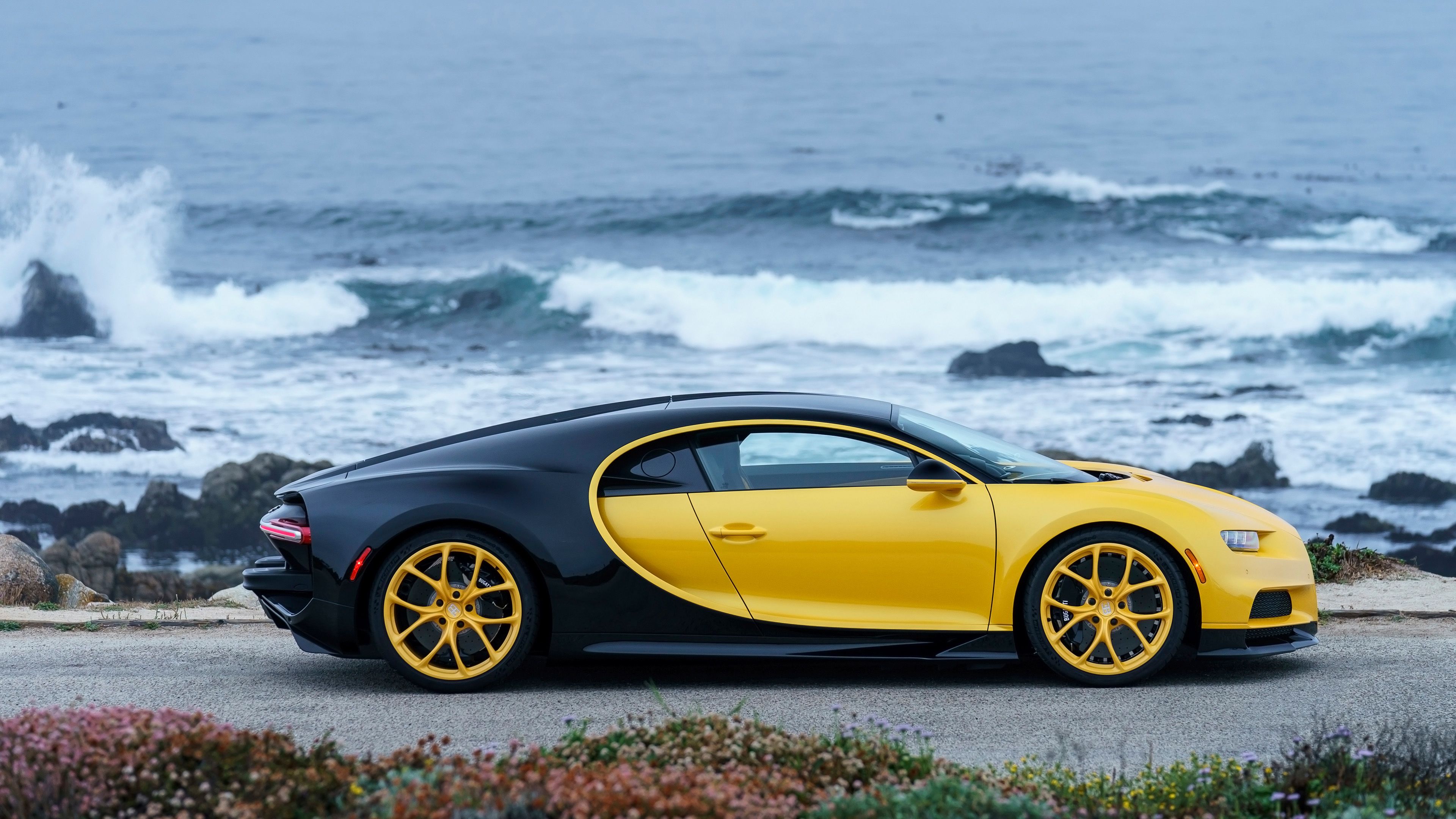 Bugatti Chiron gialla e nera, hypercar, 3840x2160 4K, Desktop 4K