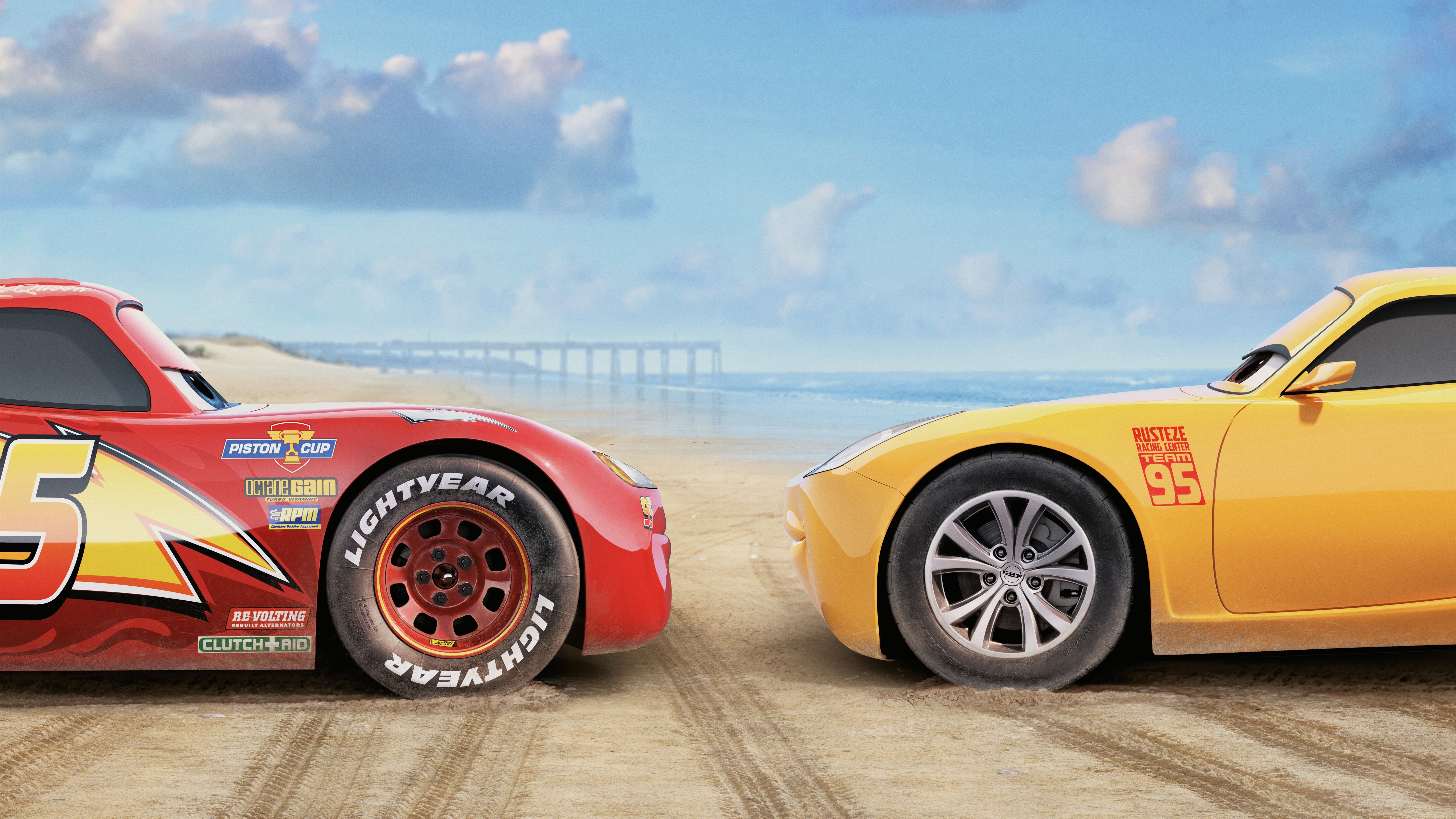 Cars 3 Saetta McQueen e Cruz, Pixar, 7680x4320 4K Ultra HD, Monitor 4K