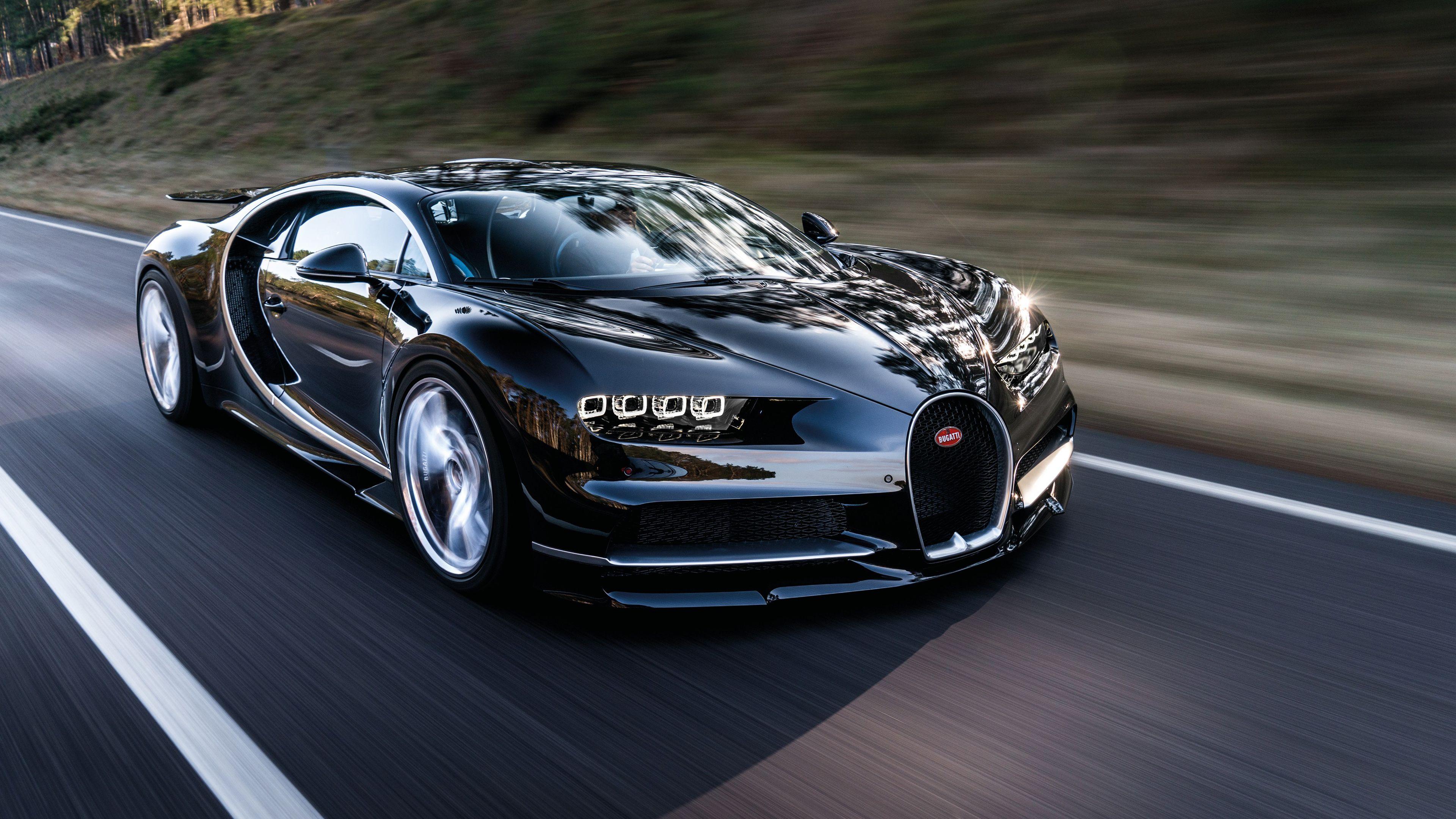 Bugatti Chiron nera su strada, W16, 3840x2160 UHD, PC 4K