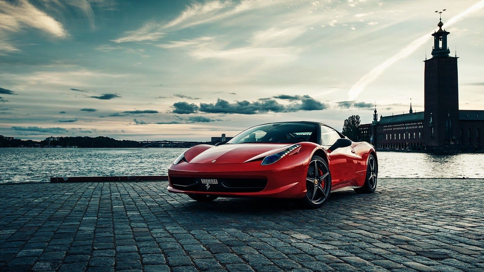 Ferrari rossa sul lungomare, Maranello, 1600x900 HD Ready, PC