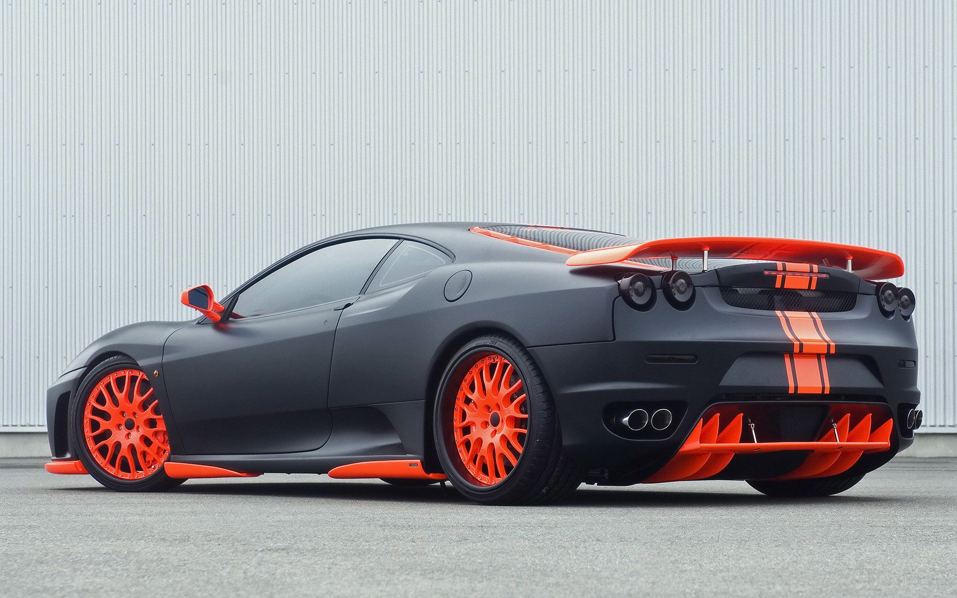 Ferrari nera e arancione sportiva, 1920x1200 WUXGA, Desktop
