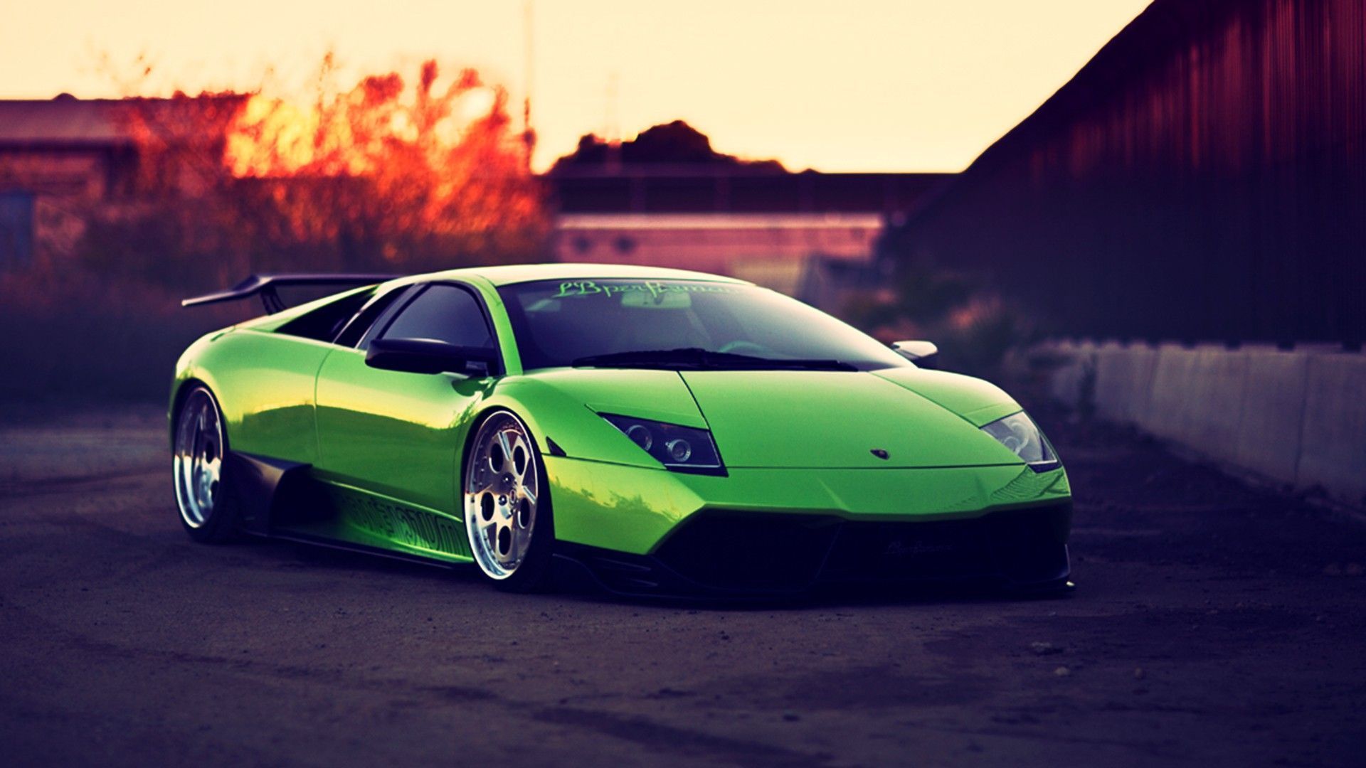 Lamborghini verde neon al tramonto, Sant'Agata Bolognese, 1920x1080 1080p, Laptop
