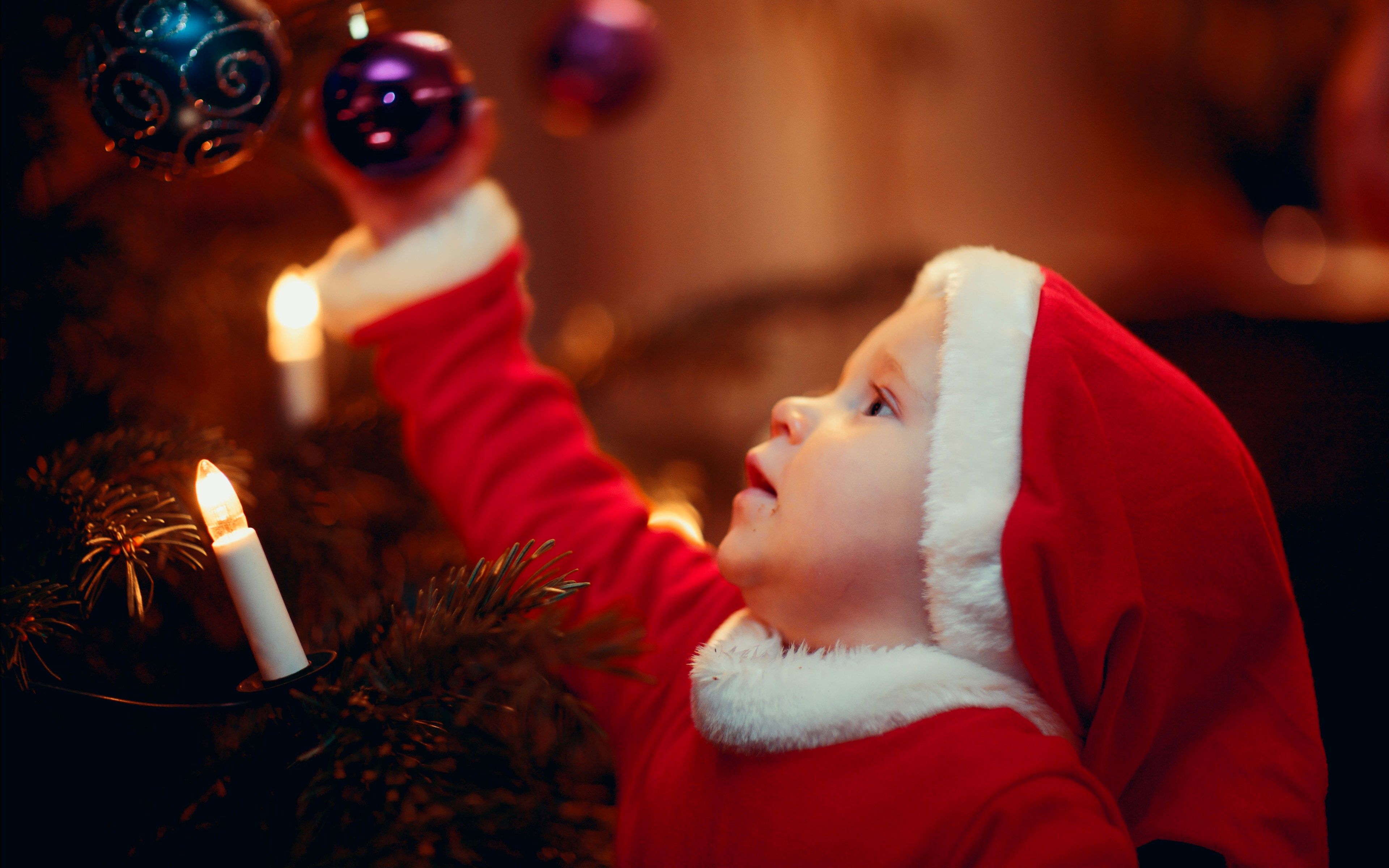 Bambino vestito da Babbo Natale, 3840x2400 UHD, PC 4K
