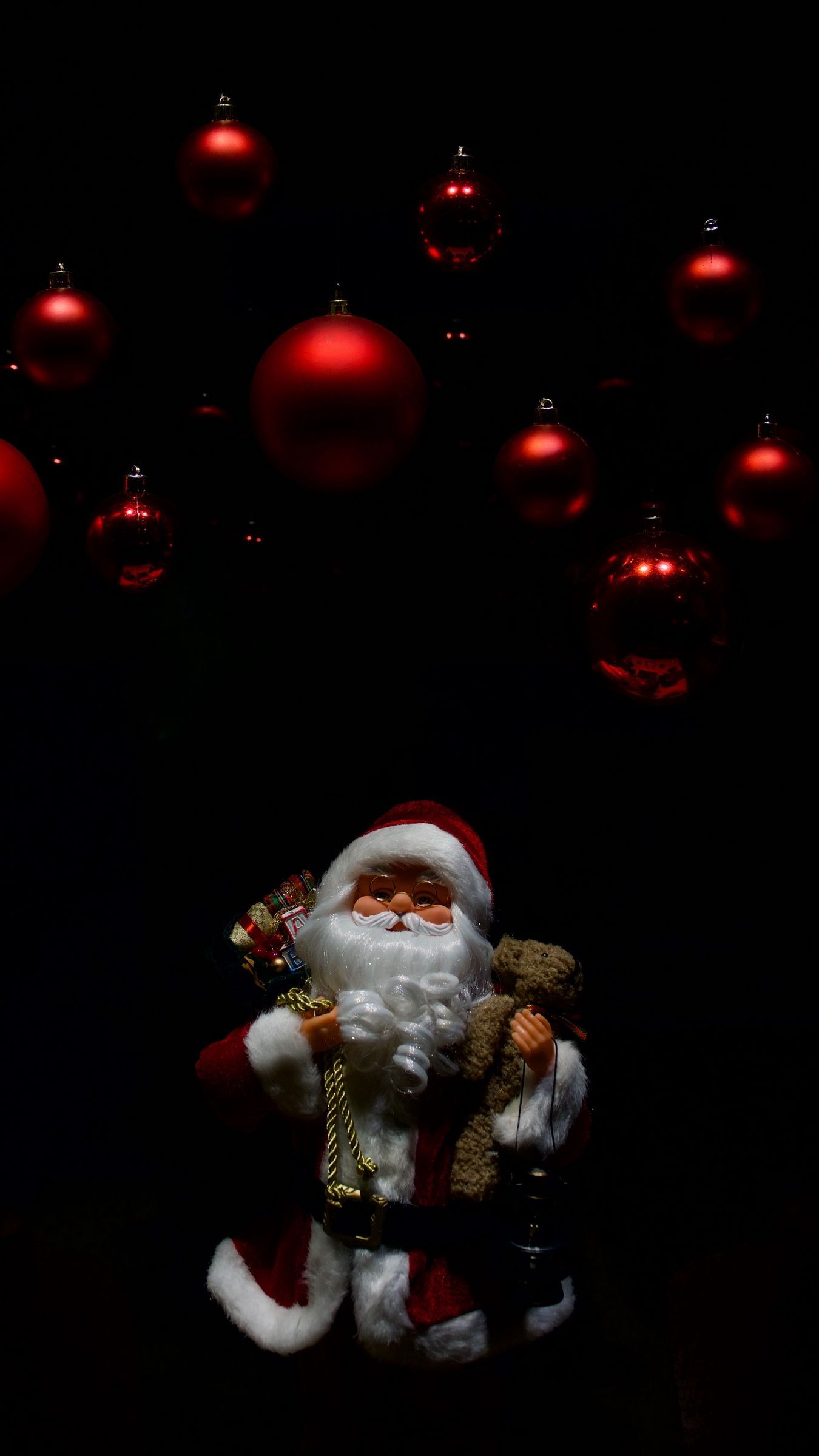 Babbo Natale slitta regali, 744x1392 Full HD Verticale, iPhone Pro Max