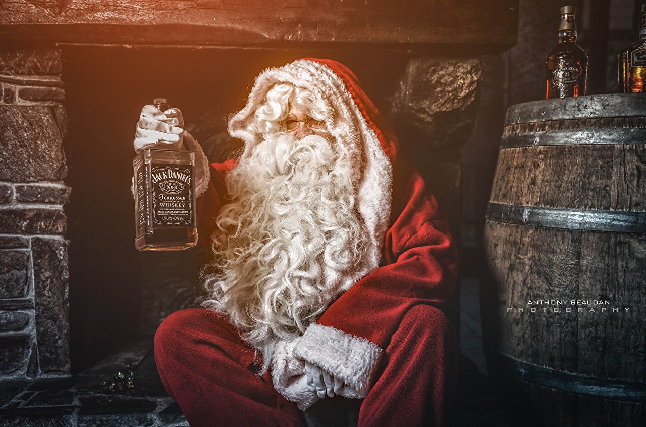 Babbo Natale con bottiglia whisky, 1280x845 HD, Desktop