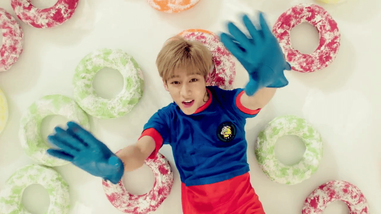 BamBam GOT7 con guanti blu, 1280x720 720p, iMac
