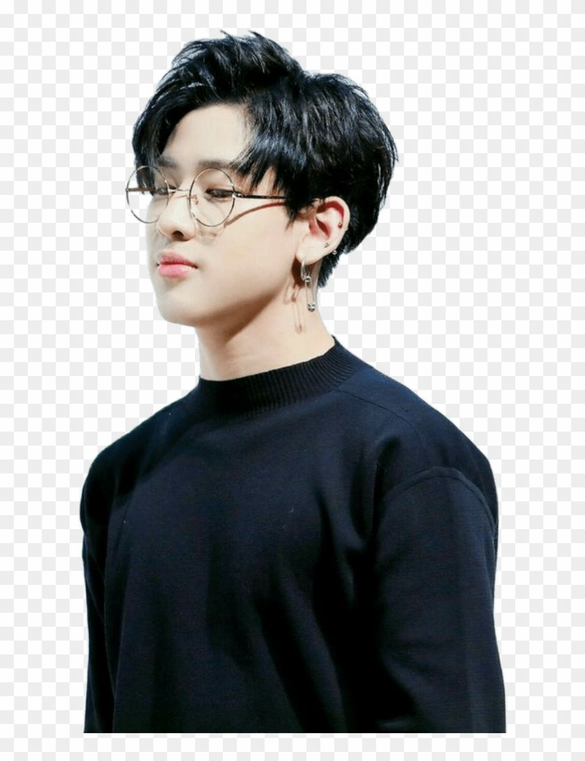 BamBam GOT7 occhiali maglione nero, 840x1093 Verticale, POCO