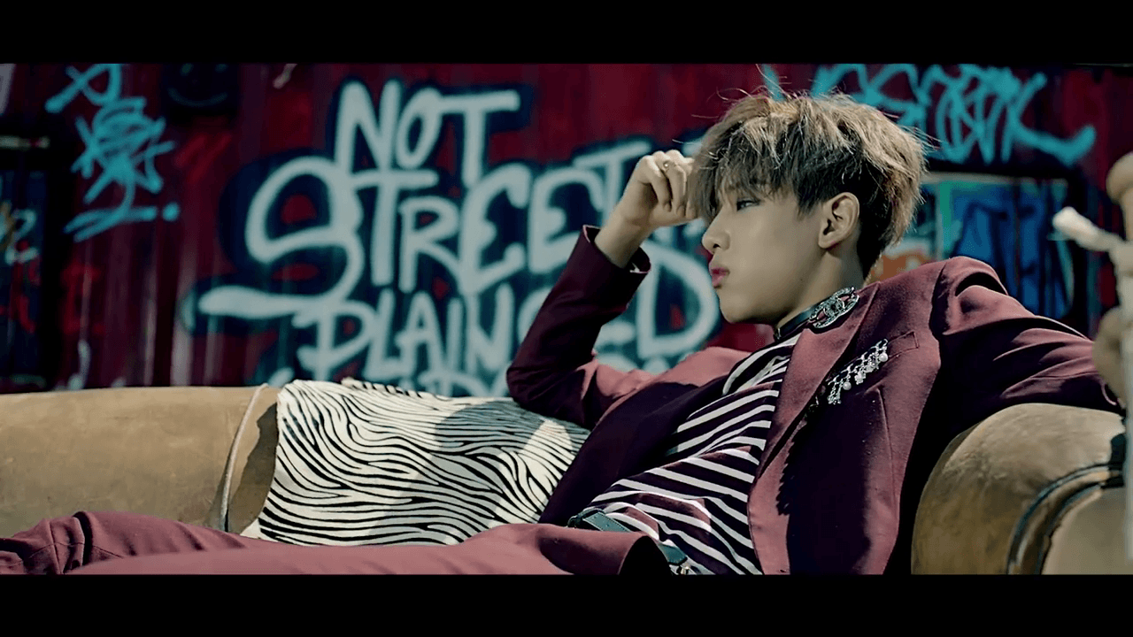 BamBam GOT7 seduto divano, 1280x720 HD, Desktop