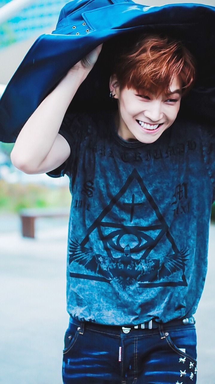 BamBam GOT7 sorridente, 719x1280 Verticale, Android