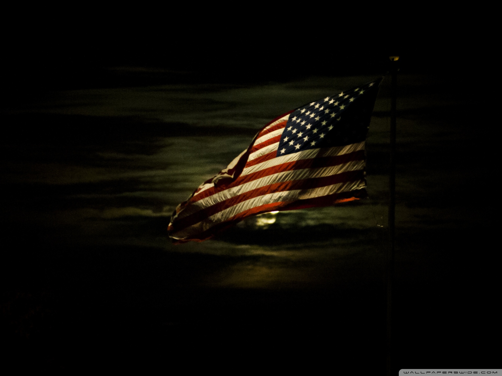 Bandiera americana illuminata dalla luna, 1920x1440 Full HD+, PC Desktop