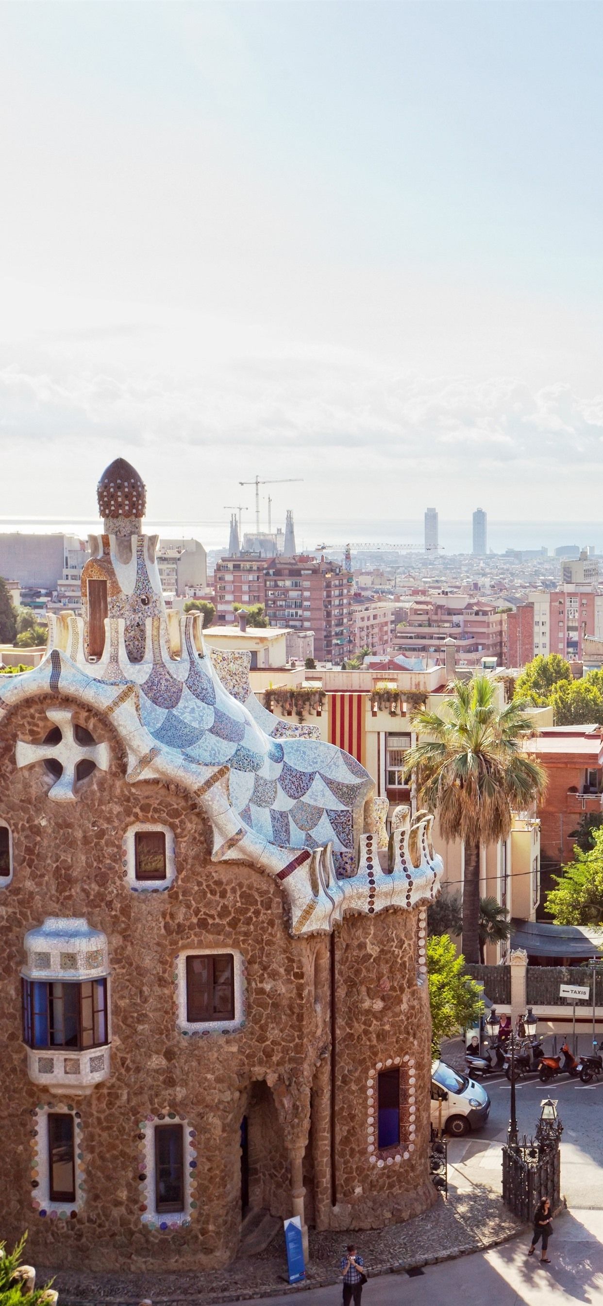 Park Güell Barcellona Gaudí, 1242x2688 Full HD Verticale, iPhone Pro Max