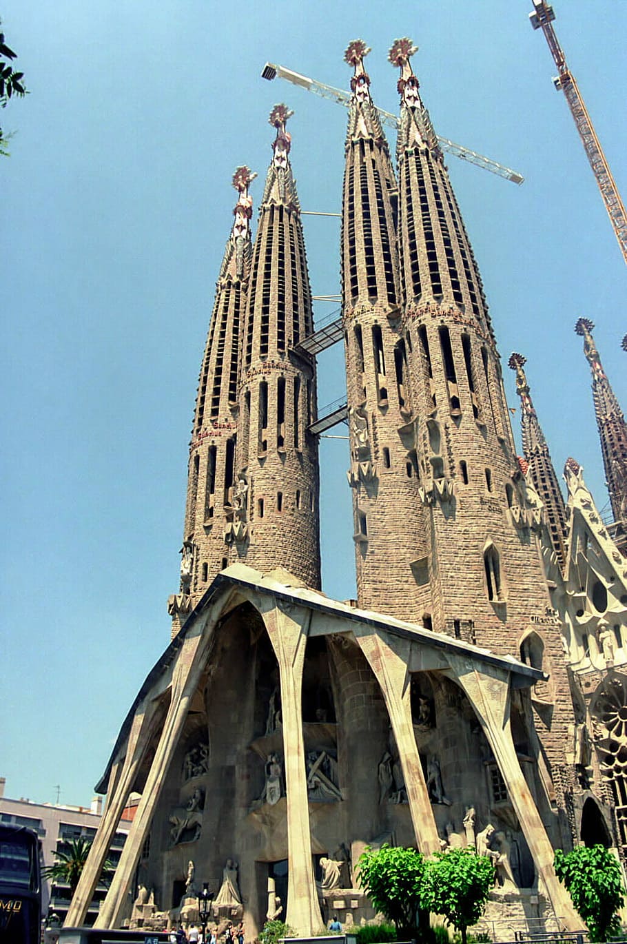Sagrada Familia Barcellona, 3840x2880 4K Ultra HD, Monitor 4K