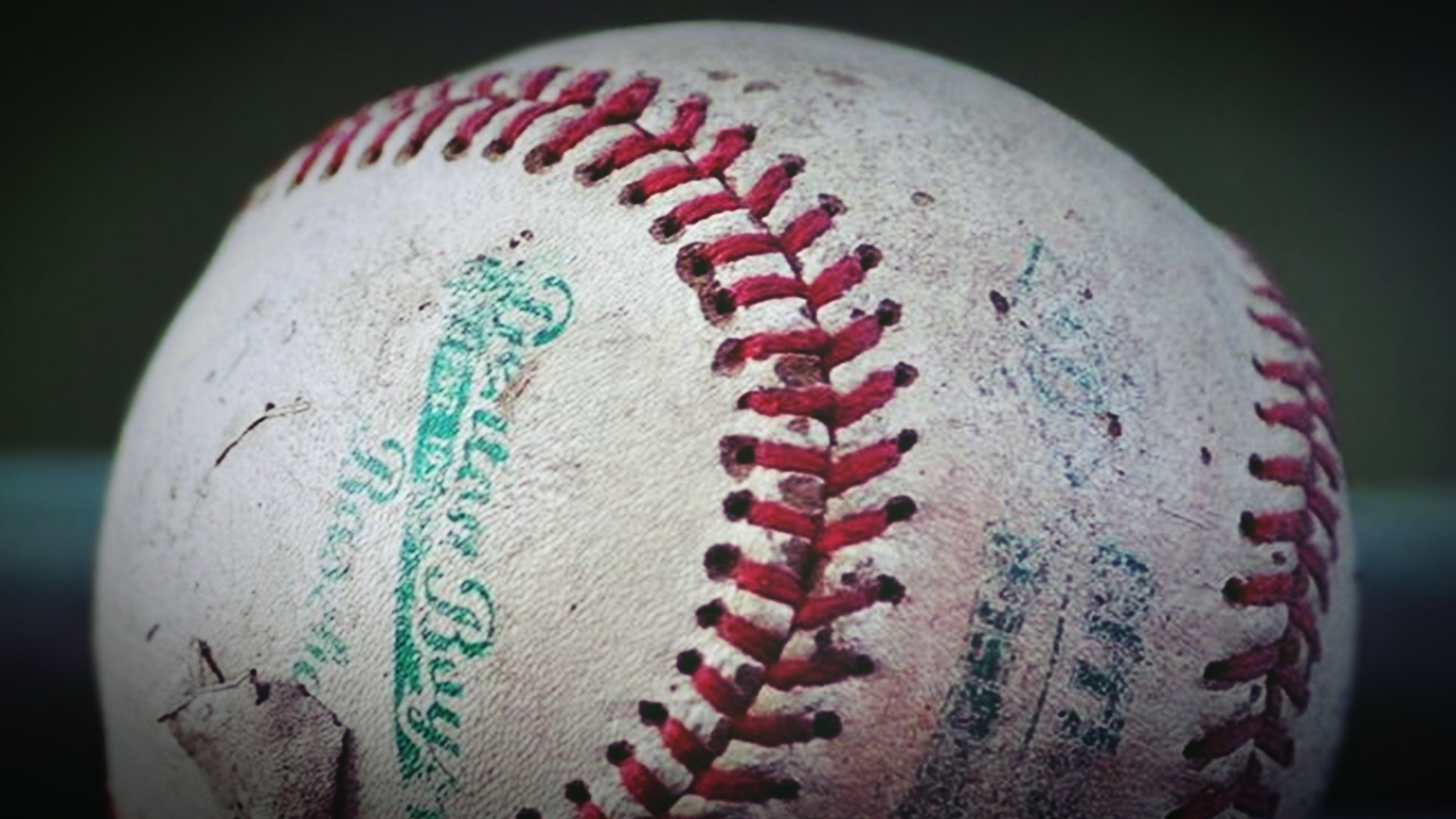 Pallina da baseball da vicino, 4096x2304 4K, Desktop 4K