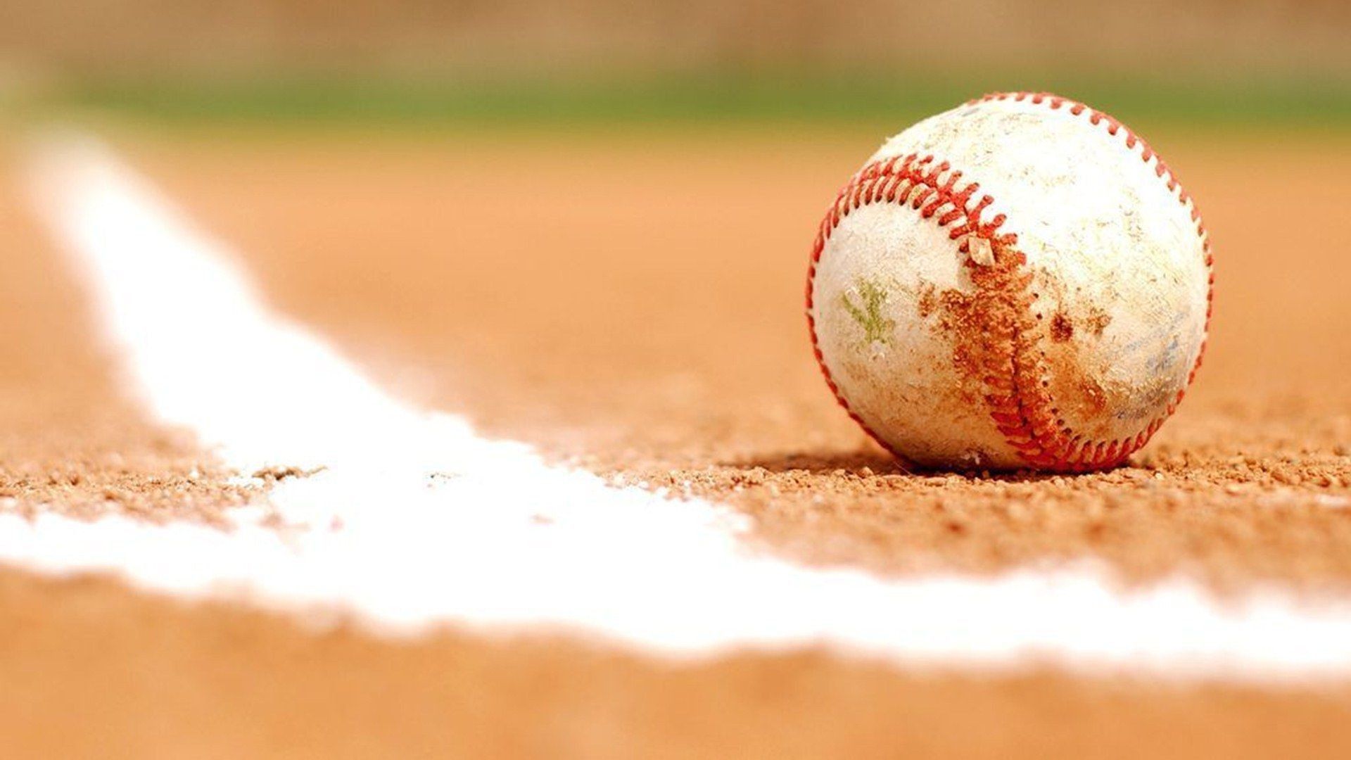 Palla da baseball su terra rossa, 1920x1080 Full HD 1080p, PC Desktop