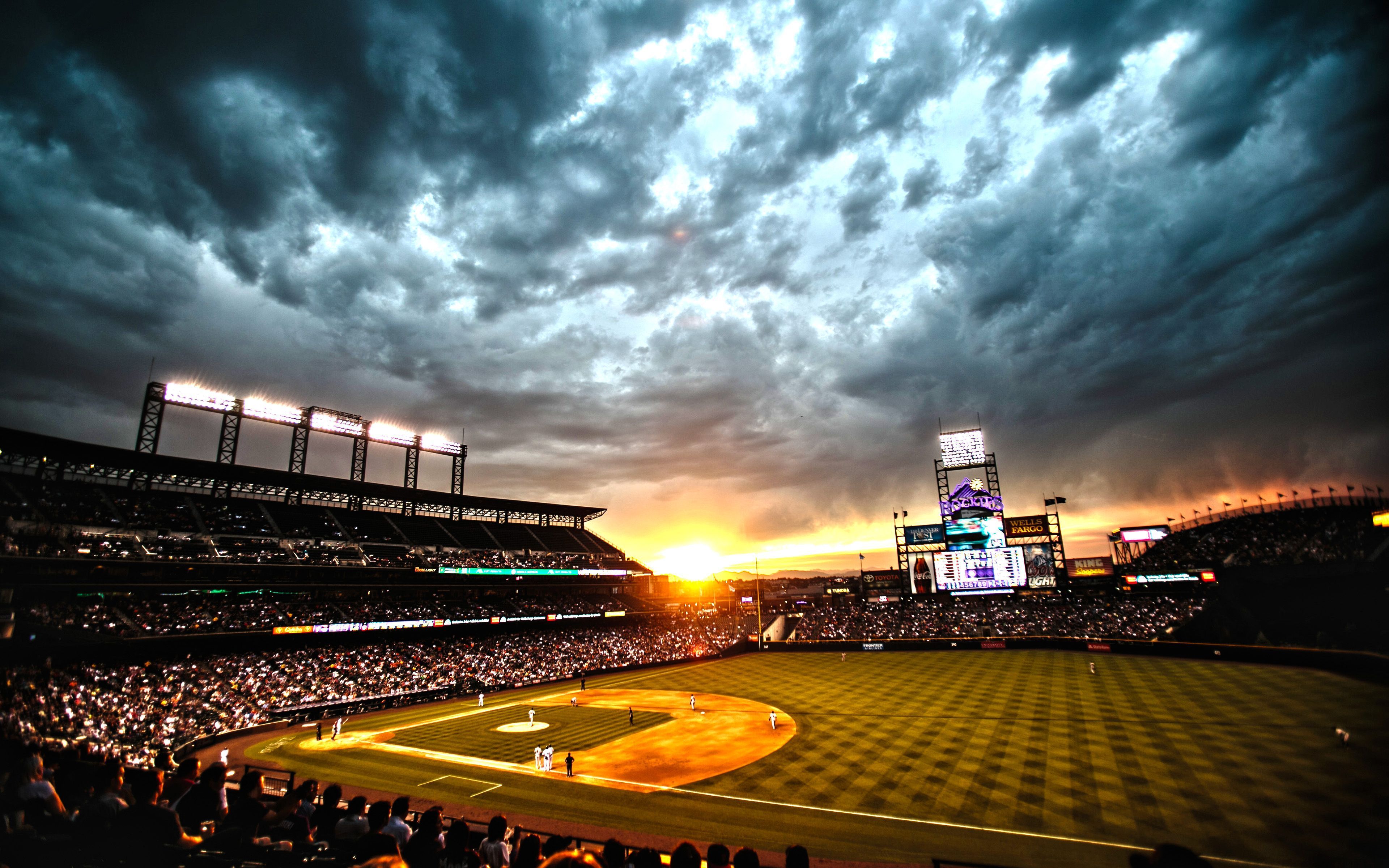 Stadio baseball tramonto nuvoloso, 3840x2400 4K Ultra HD, Monitor 4K
